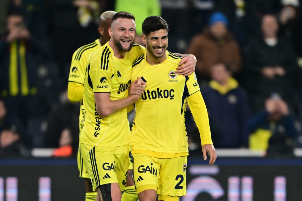 SPOR YAZARLARI DE�ERLEND�RD�