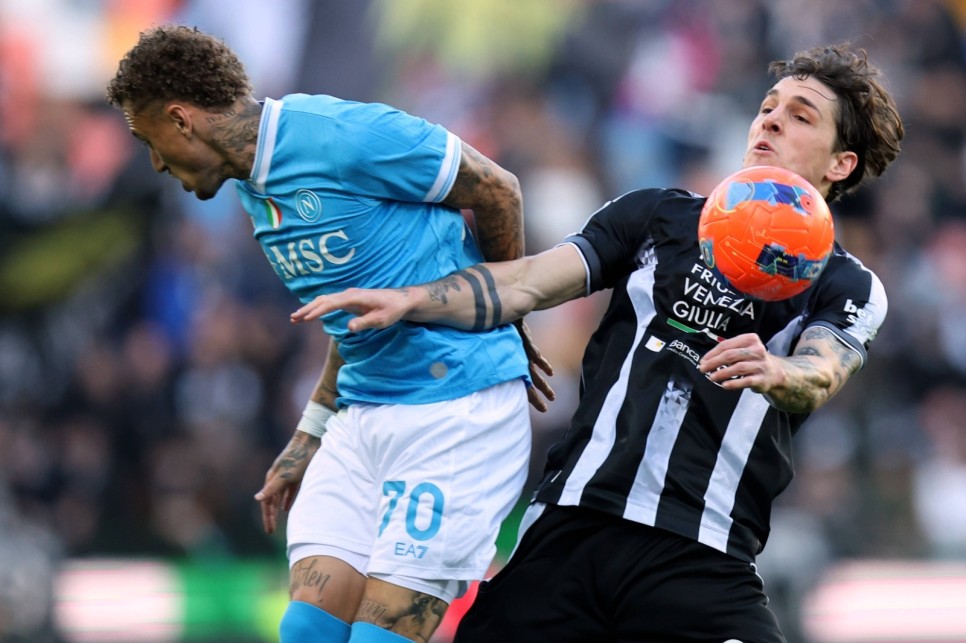 �TALYA'DA 5 GOL ATTI