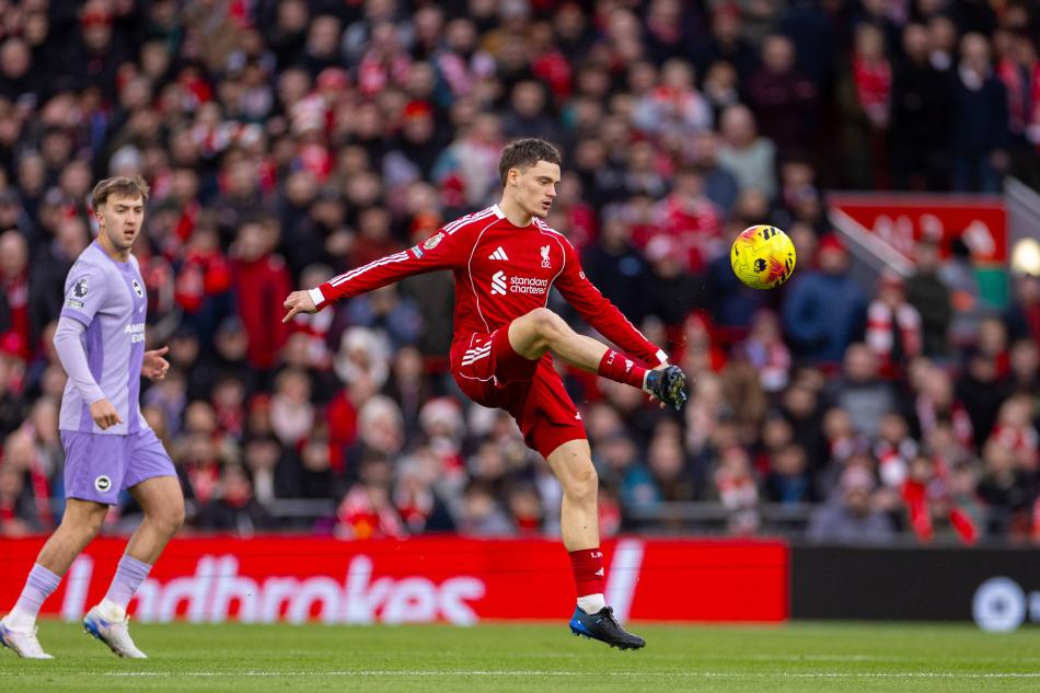 LIVERPOOL PERFORMANSI