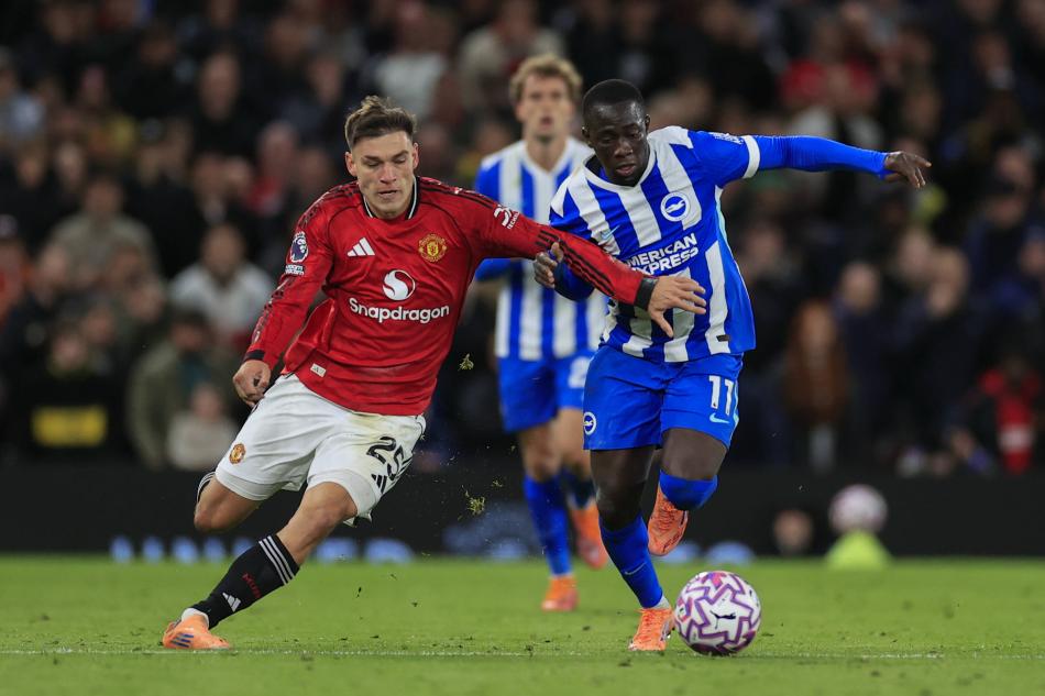 FENERBAH�E'DE ORTA SAHA HAMLES�