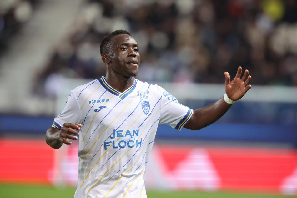 PE��NDEK� D��ER TAKIMLAR