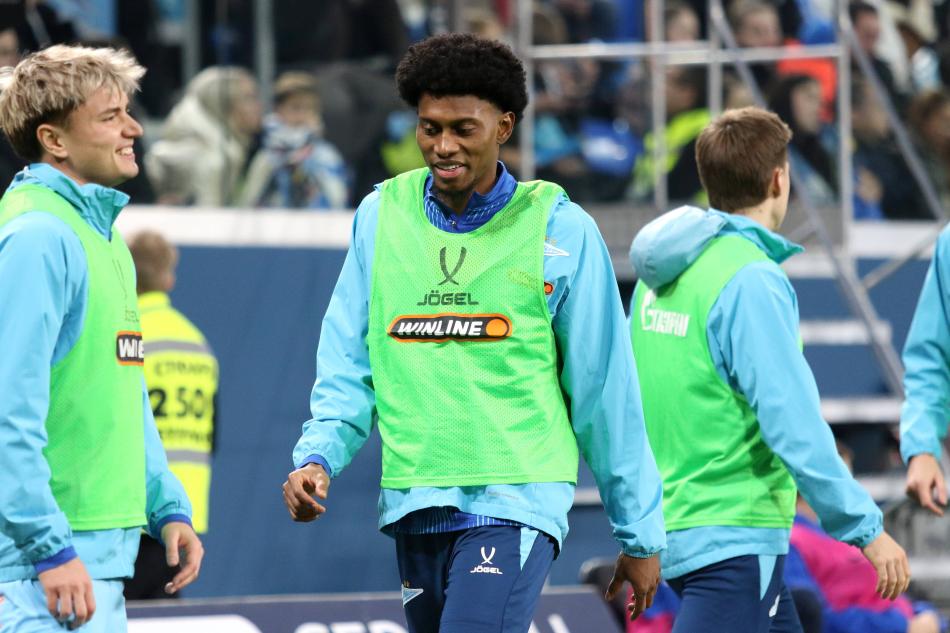 OYUNCU �LE TEMASTA