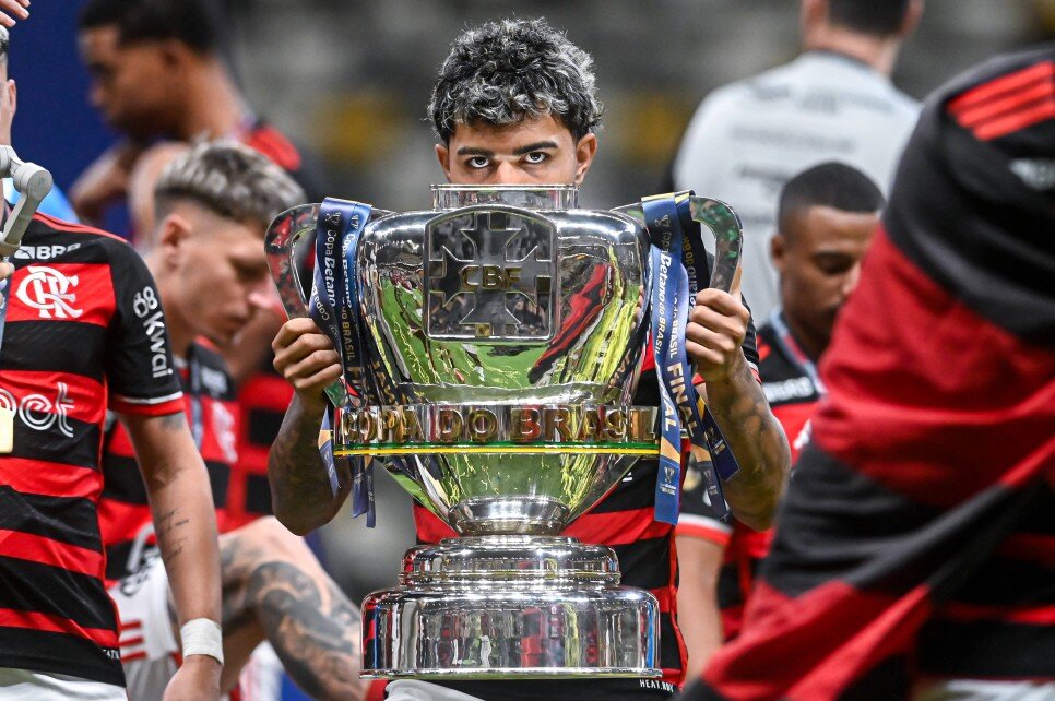 TRANSFERDE RAK�P SANTOS