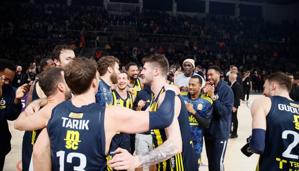FENERBAH�E BEKO, T�RK�YE KUPASI'NI KAZANDI