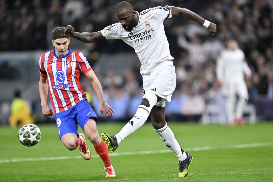 Y�KSEK MAA�LI TEKL�FLERE SICAK