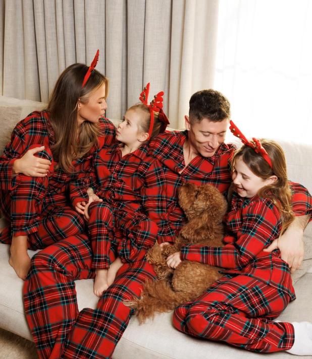 SPOR D�NYASINDAN NOEL PAYLA�IMLARI