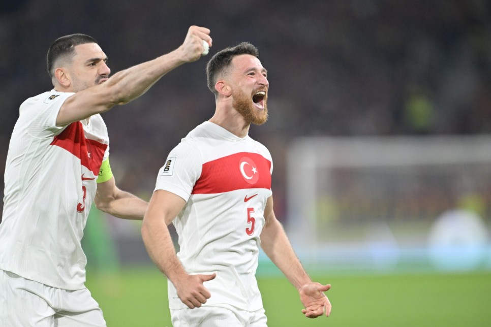 DORTMUND'UN TALEB� 2 M�LYON