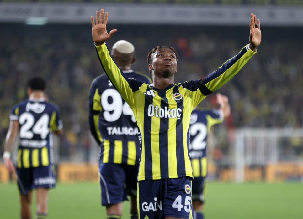 EN YETENEKL� OYUNCU