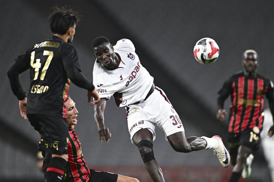 A�LE K�K� VE ALTIN TAVS�YE