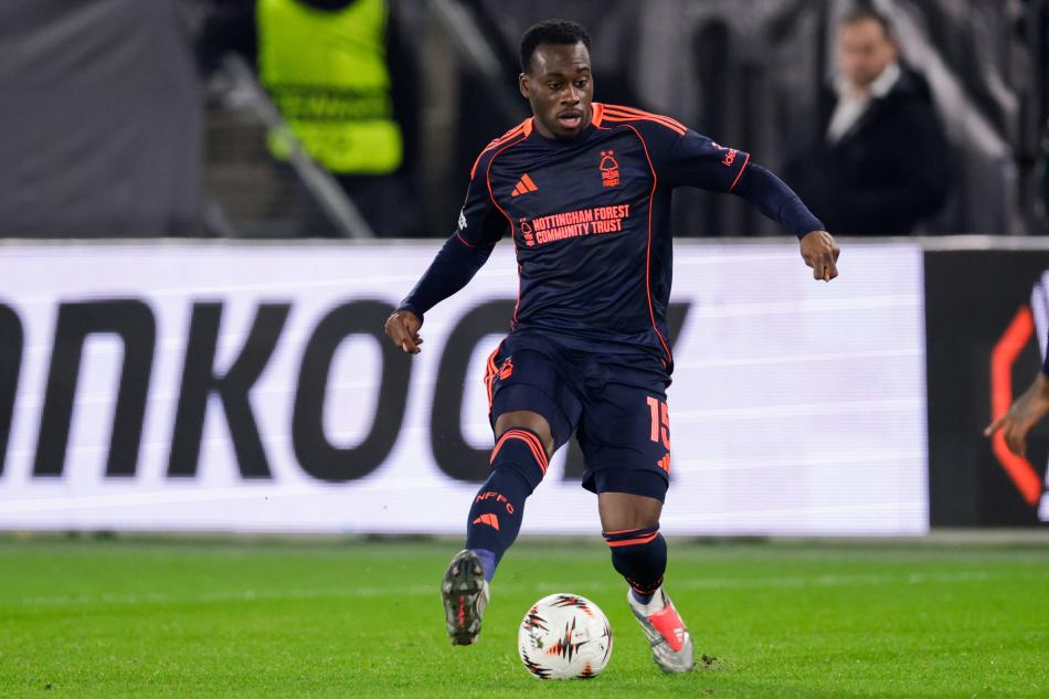 BU SEZON NE YAPTI?
Arnaud Kalimuendo, bu sezon 13 maçta 386 dakika süre aldı. Fransız santrfor, 2 kez rakip fileleri havalandırdı.