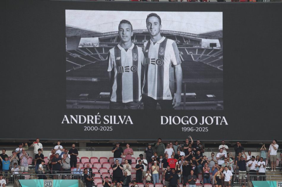 DIOGO JOTA - ANDRE SILVA