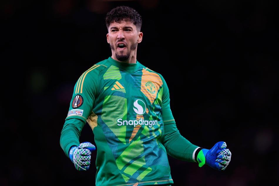 ALTAY BAYINDIR / MANCHESTER UNITED