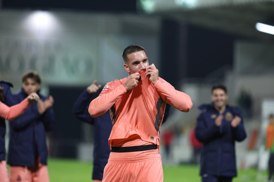 DEN�Z G�L / PORTO