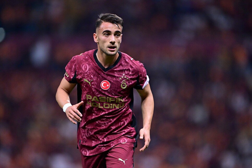 YUNUS AKG�N / GALATASARAY
