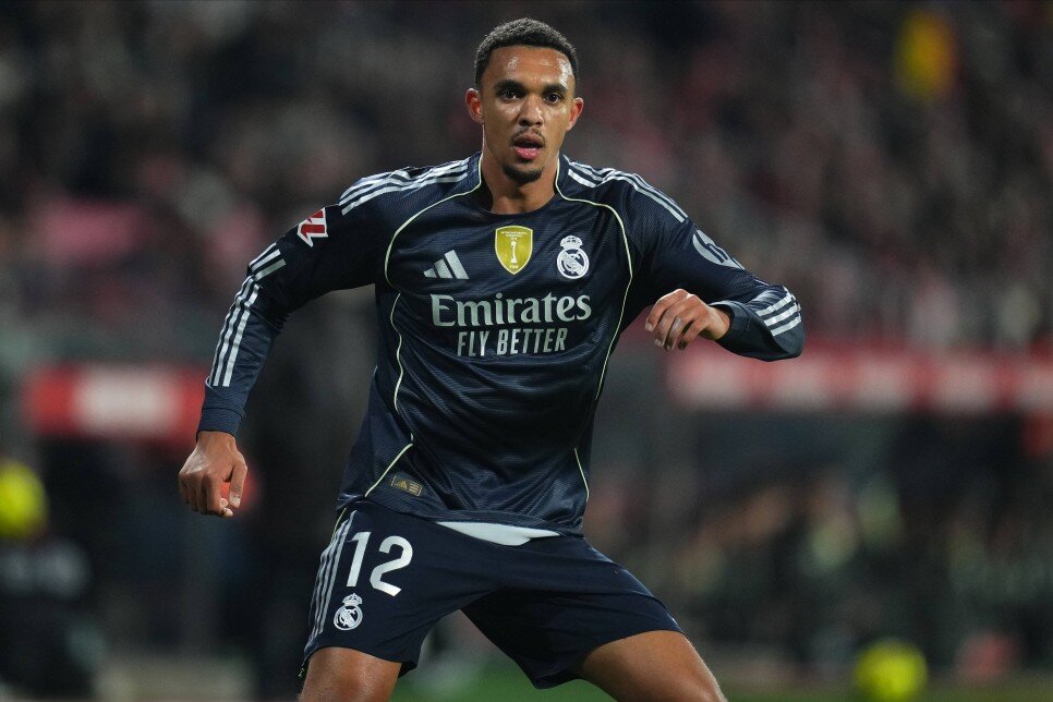 TRENT ALEXANDER ARNOLD