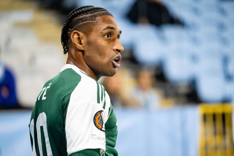 PANA İLE SÖZLEŞMESİ
Galatasaray'dan 2024 yazında Panathinaikos'a giden Tete'nin, Yunan temsilcisi ile sözleşmesi 2028 yılına kadar devam ediyor.