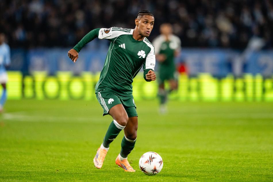 PANA'DAN FOTOĞRAF TEPKİSİ
Yetiştiği kulüp olan Gremio'ya geri dönmek isteyen ve Brezilya temsilci ile anlaşan Tete, Noel'i ailesiyle geçirmek için ülkesi Brezilya'ya gitti. Tete'nin burada Gremio forması ile çekilen fotoğrafı ise Panathinaikos'un tepkisini çekti.