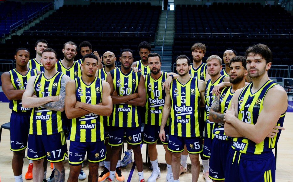 FENERBAH�E BEKO AVRUPA'NIN EN B�Y���