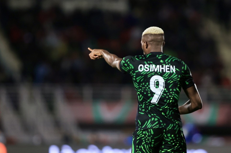 MESSI'Y� GE�T�