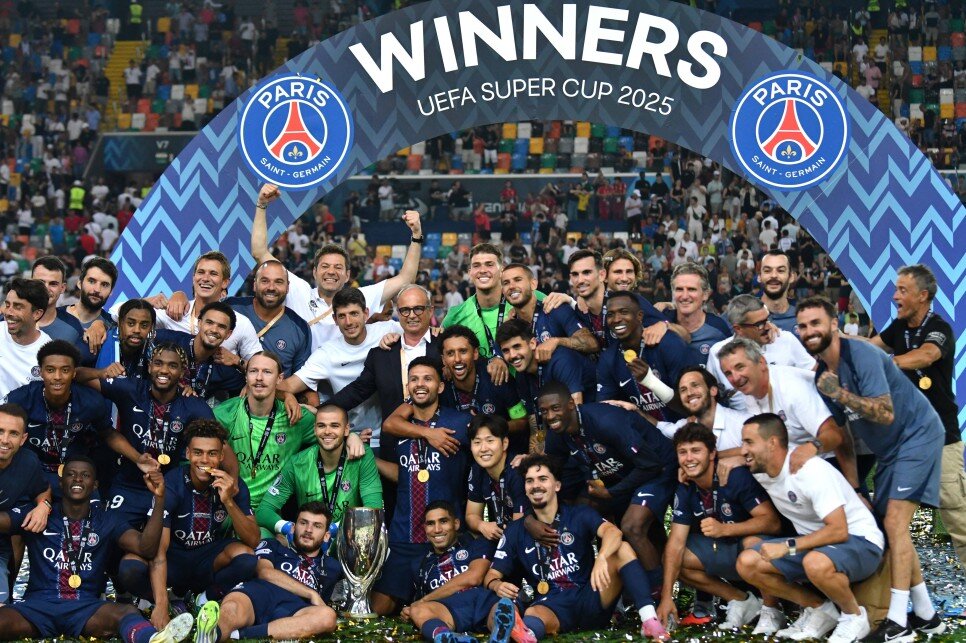PSG, UEFA S�PER KUPASI'NI KAZANDI