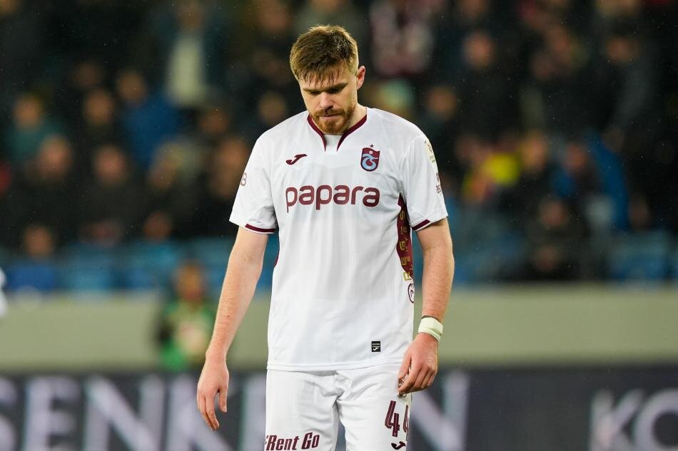 FENERBAH�E'N�N L�STES�NDE