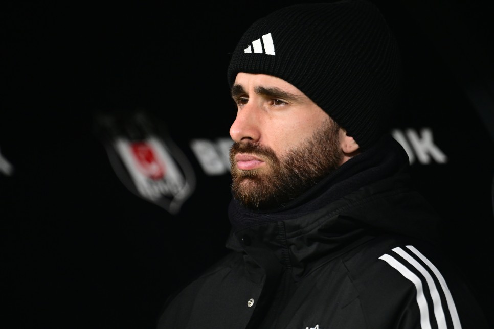 RAFA SILVA'NIN YER�NE TRANSFER
