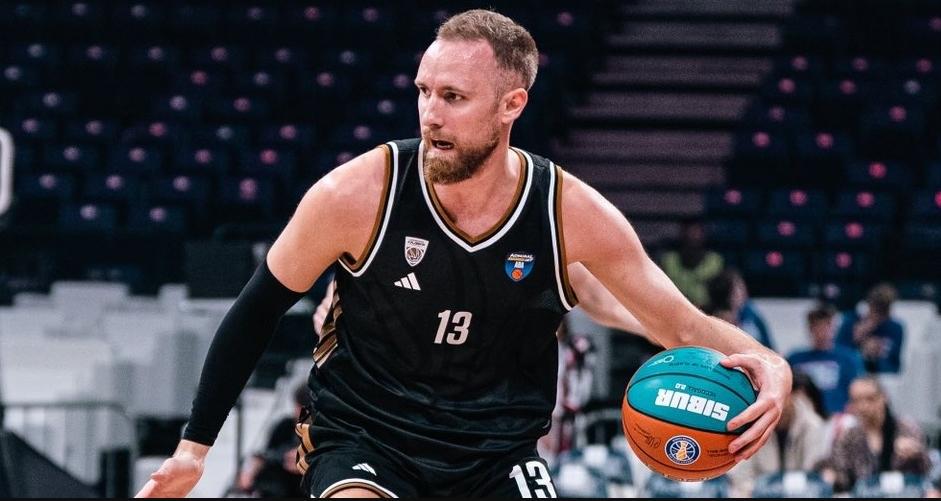 Dzanan Musa (Dubai) 