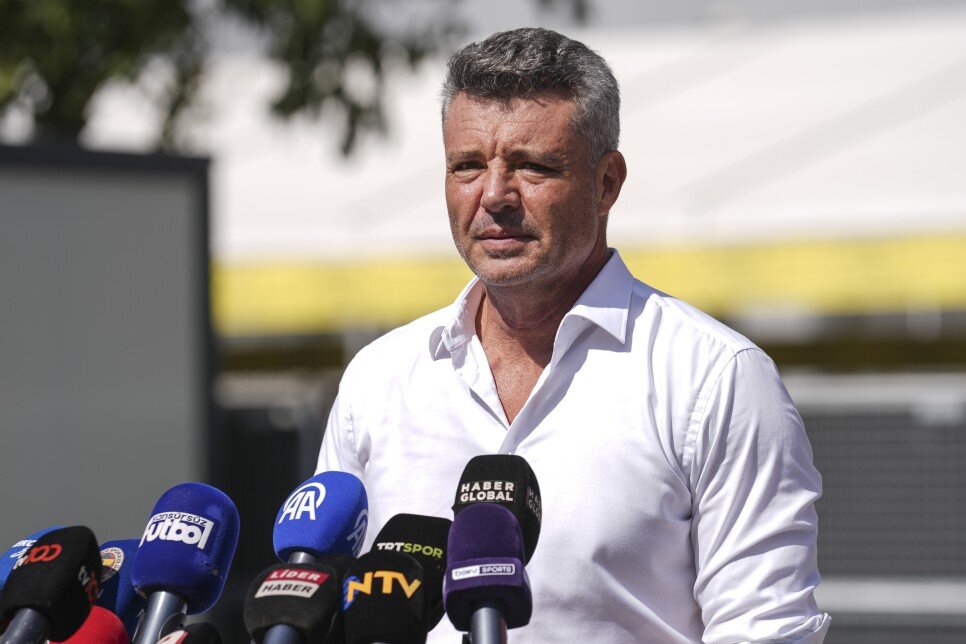 FENERBAH�E'DEN SE��M KARARI!