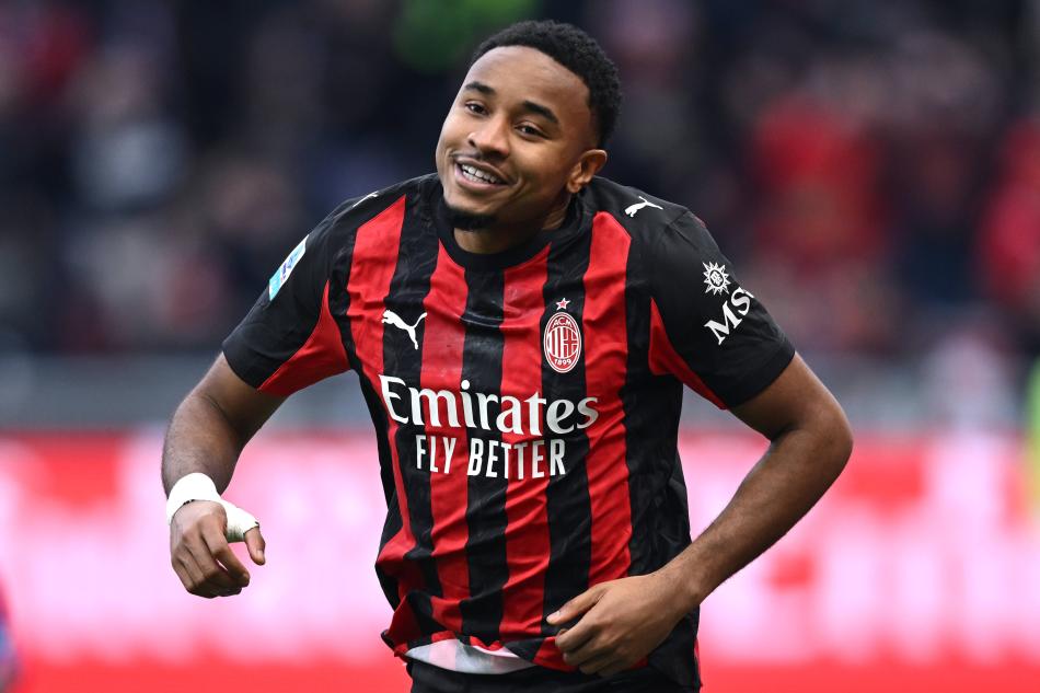 FENERBAHÇE'DE NKUNKU SESLERİ
Fenerbahçe, Milan forması giyen Christopher Nkunku için transfer çalışmalarını hızlandırdı. Sarı lacivertli yönetim, Fransız yıldızı kadrosuna katmak adına temaslarını sıklaştırmış durumda.