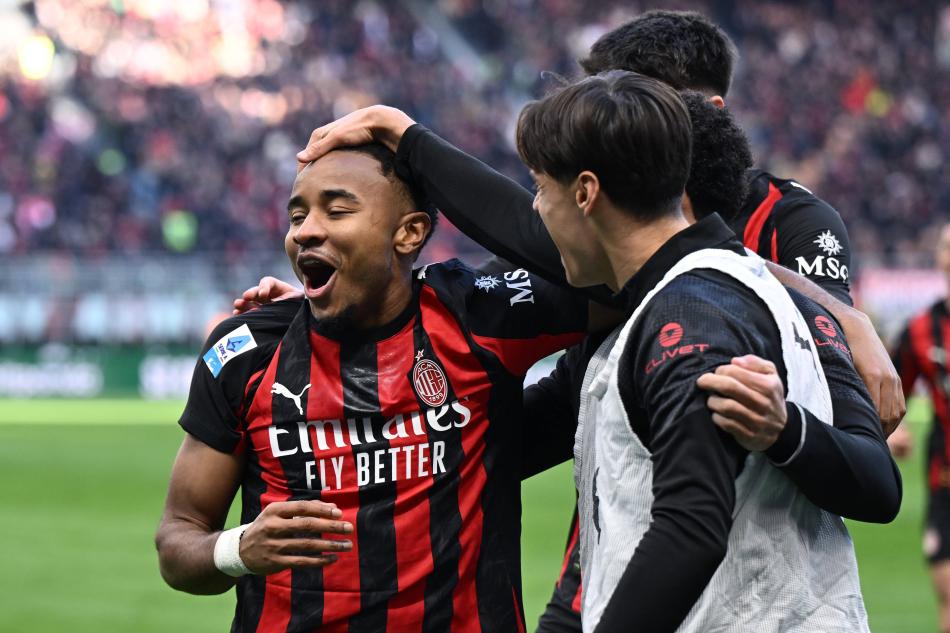 BU SEZON NKUNKU
Bu sezon Milan’da 15 maçta süre alırken 3 gol ve 2 asist kaydetti. Milan, Nkunku’nun bonservisi için Chelsea’ye 37 milyon euro ödemişti.