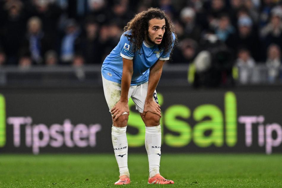 25+2 MİLYON EURO
Ayrıca Fenerbahçe'nin Guendouzi ile büyük oranda anlaştığı, oyuncunun kulübü  Lazio'ya 25+2 milyon euro resmi teklif yaptığı öğrenildi. Fenerbahçeli yetkililerin, Lazio ile görüşmek için kısa süre içerisinde İtalya'ya gideceği de belirtildi.