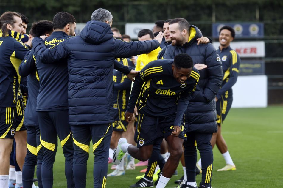 MUSABA �LK ANTRENMANINA �IKTI