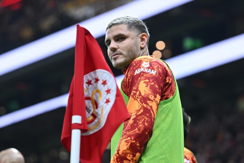 G.SARAY'DA ICARDI GEL��MES�