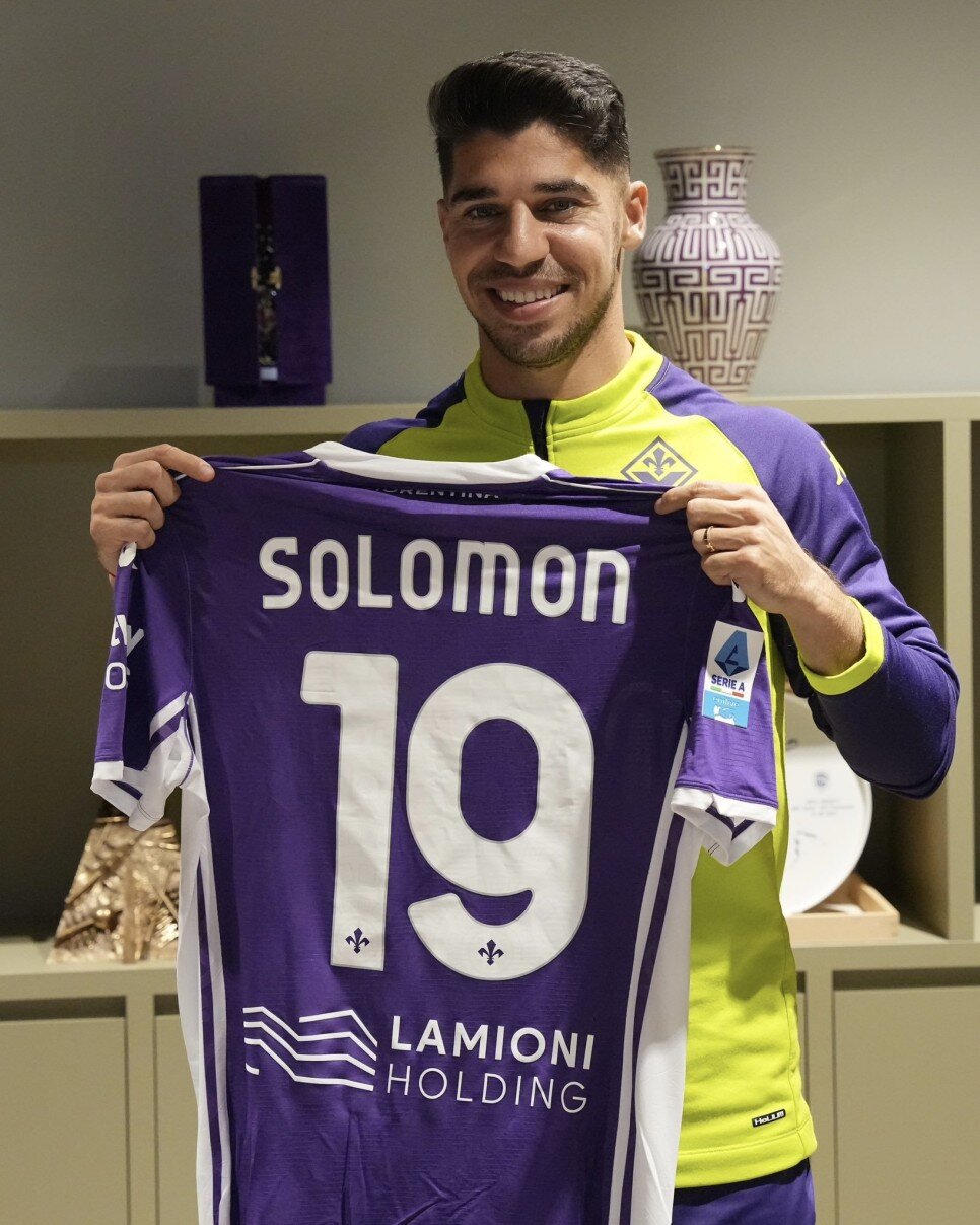 MANOR SOLOMON