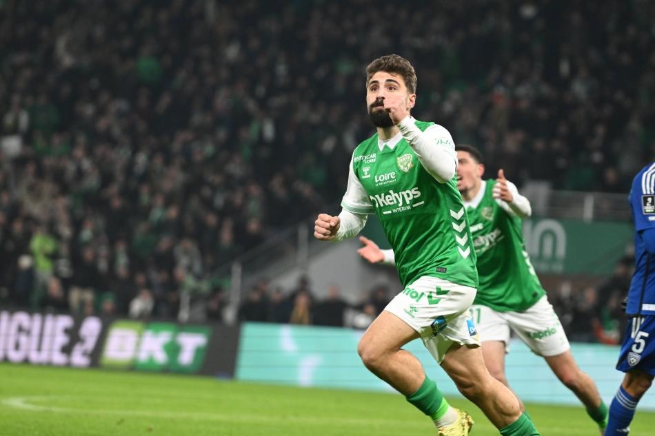 �NEML� TAKIMLAR PE��NDE