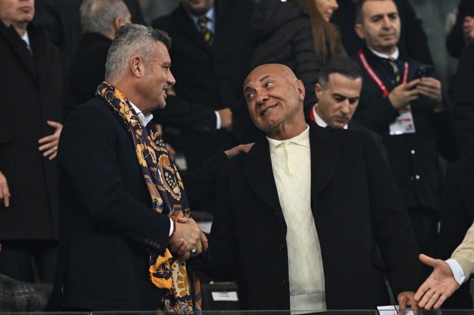 MA�TAN �ZEL KARELER!