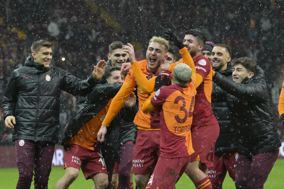 S�PER KUPA'DA GOL ATTI