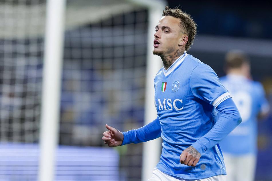 NAPOLI'N�N D���NCES�