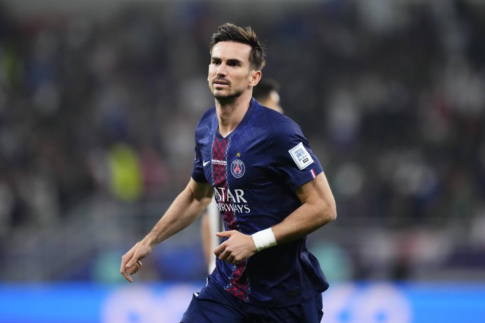 PSG 40 �ST�YOR, G.SARAY 30'U BEKL�YOR