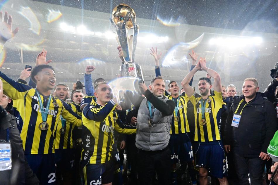 F.BAH�E'YE KUPA B�YLE GELD�!