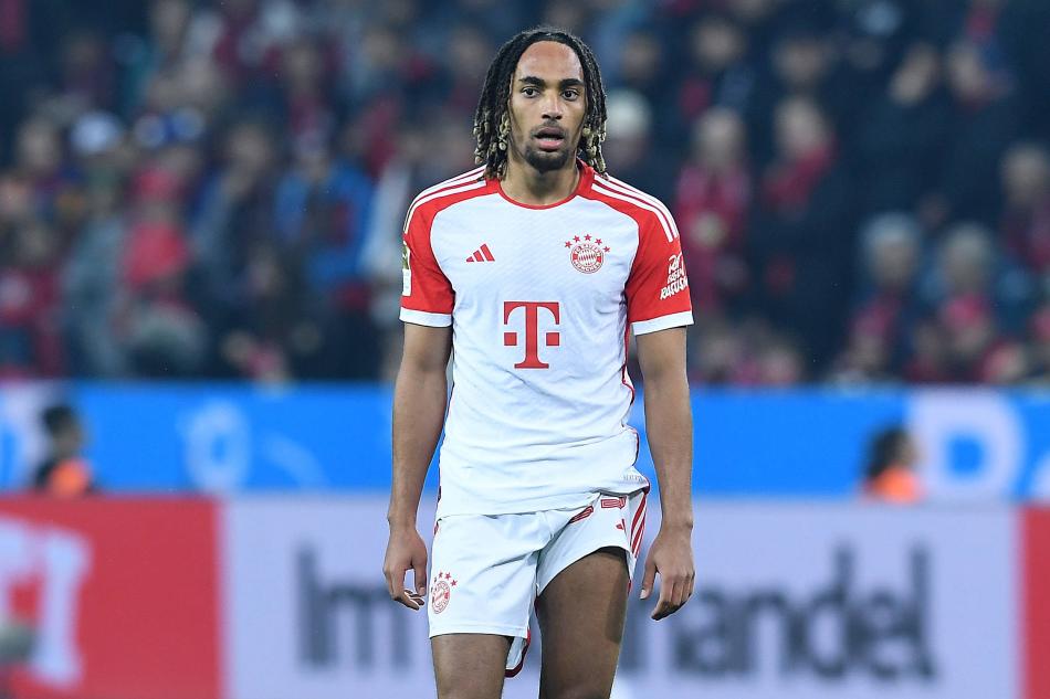 BAYERN'DE KES�N VEDA KARARI