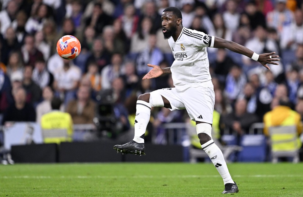 �N PLANA �IKAN �S�M