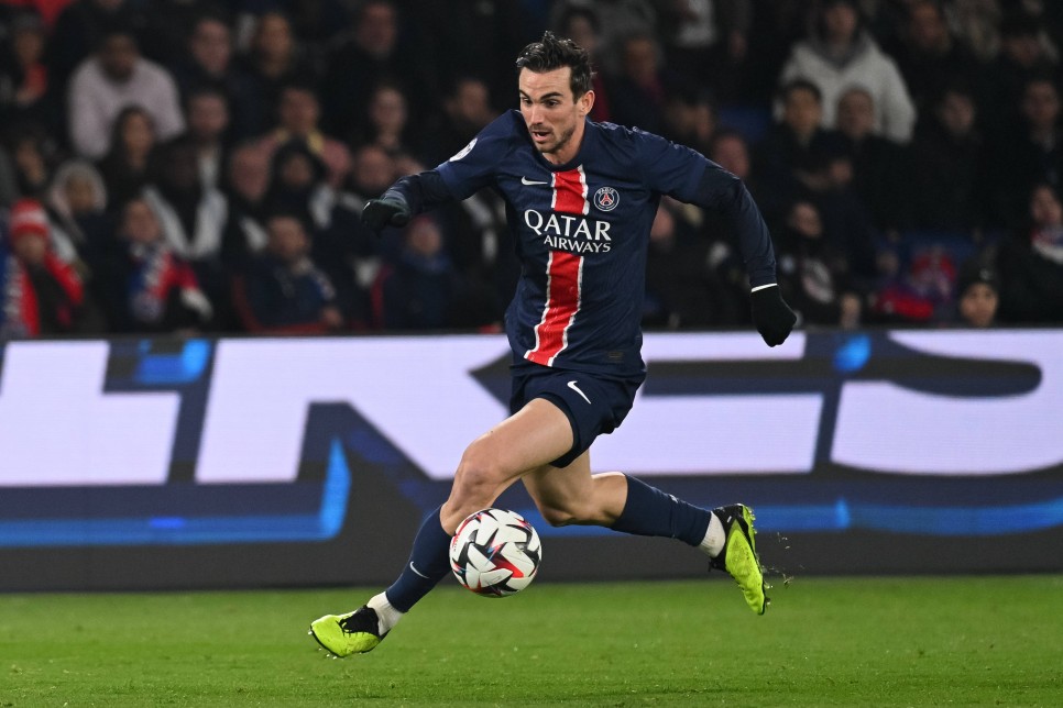 OKAN BURUK G�R�NT�L� ARAYACAK