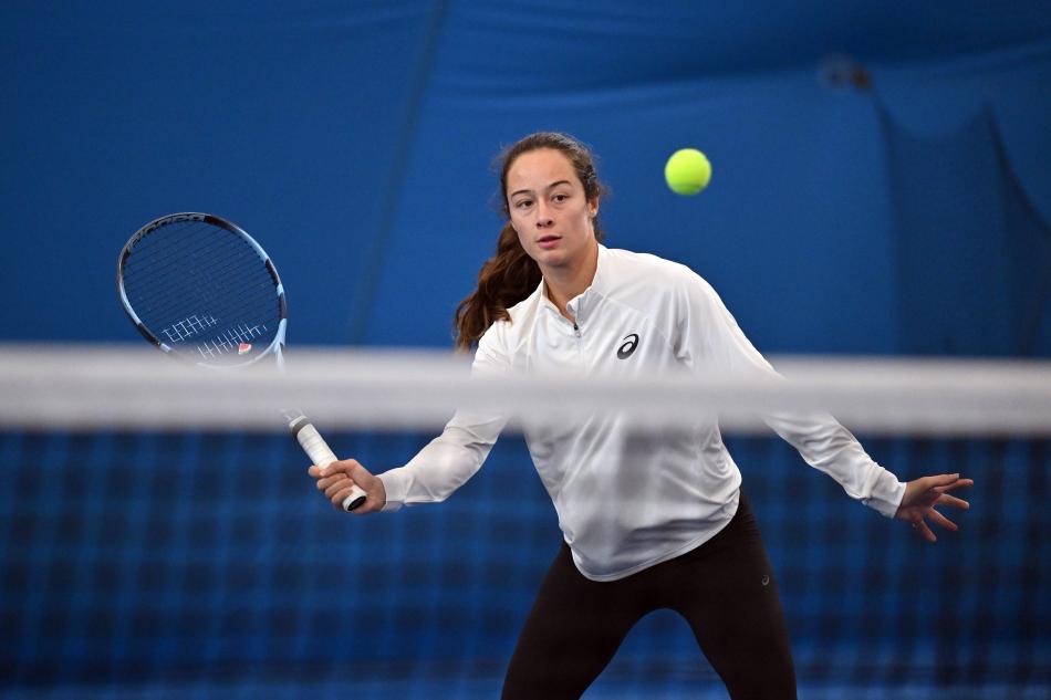 EN B�Y�K 128 RAKET ARASINDA