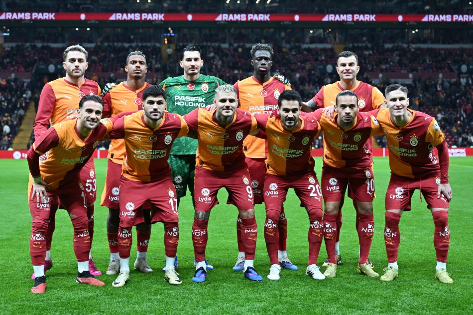 MUSTAFA DEN�ZL� DE�ERLEND�RD�