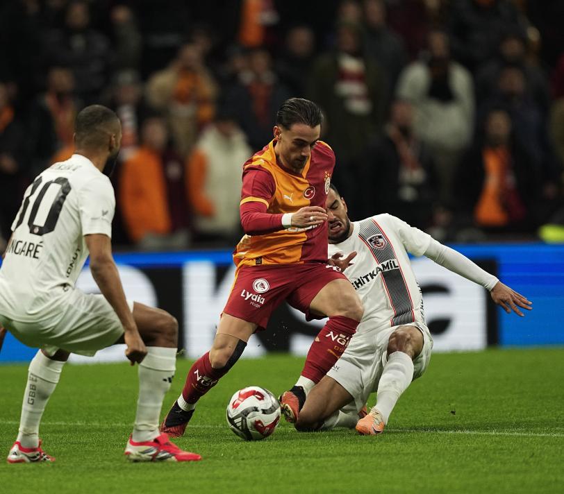 ZEK� UZUNDURUKAN YAZDI