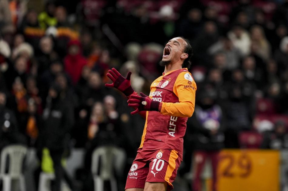 GALATASARAY'DA ��K���N 8 NEDEN�