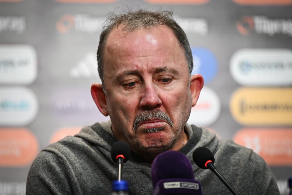 TARAFTARIN TEPK�S�