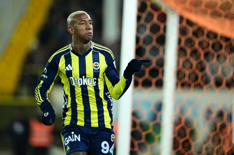 FENERBAH�E'YE �LA� OLDU!