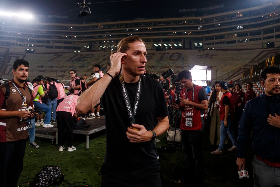 FLAMENGO: 202.7 M�LYON EURO